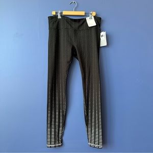 NWT Gap Fit Workout Lounge Leggings Black Geometric Performance Large Gapfit